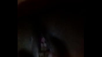 Le gusta mandarme videos jugando con ella Le gusta mandarme videos jugando con ella