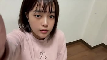 普段は大人しい普通の女子◯生してるけど、家ではおなにーばっかしてる黒髪の女子◯生のオナニー。 普段は大人しい普通の女子◯生してるけど、家ではおなにーばっかしてる黒髪の女子◯生のオナニー。