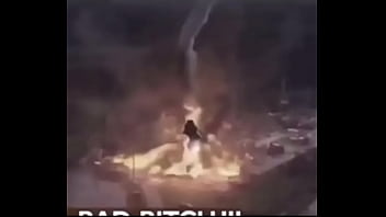 Eeeeita olha o primeiro meme da gata