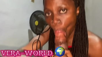 It’s boxing day watch slim petite vera get’s her fat pussy boxed by a fat huge dick