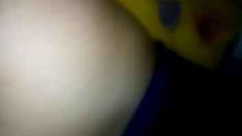 Dandole por el culo ami vieja