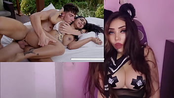 Le dan por el culo a la tetona en su luna de miel