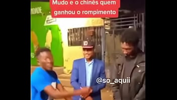 Angolana gostosa pronto para realizar todos os seus sonhos