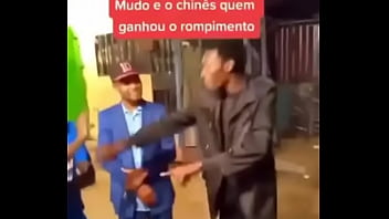 Angolana gostosa pronto para realizar todos os seus sonhos