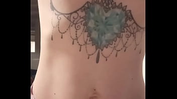 Bonjour mes coquins je vous offre le café n'hésitez pas à profiter de la