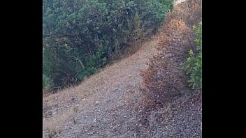 Allez venez je vous amène dans le maquis corse pour une exib hummmm