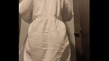 Ne me regarde pas comme ça tu vas t’attacher