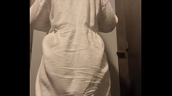 Ne me regarde pas comme ça tu vas t’attacher