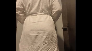 Ne me regarde pas comme ça tu vas t’attacher