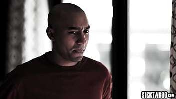 Sexy big booty teen swallowed big hard cock and enjoyed rough pussy fucking