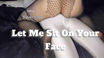 Hubby licking wife's pussy