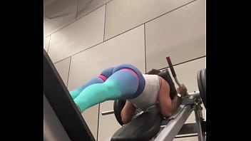 Juicy booty black bitch