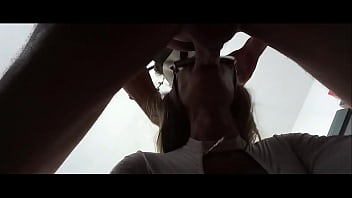 Preview milf gives a quick blowjob with a cum explosion in her mouth