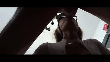 Preview milf gives a quick blowjob with a cum explosion in her mouth