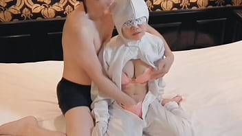 半導体製造工場勤務の巨乳人妻検査員のおっぱいを揉んで手マンする。home made amateur 個人撮影 kawasaki jk