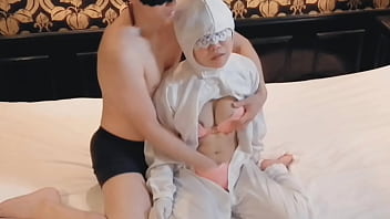 半導体製造工場勤務の巨乳人妻検査員のおっぱいを揉んで手マンする。home made amateur 個人撮影 kawasaki jk