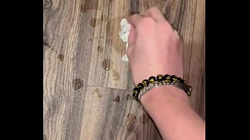 ️ drawing a heart with cum