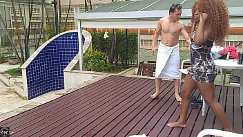 Quase Me Afhoguei Pela Morena Que Tava Na Piscina Ela Aproveitou E Fez Boca E Buceta Em Mim thumbnail