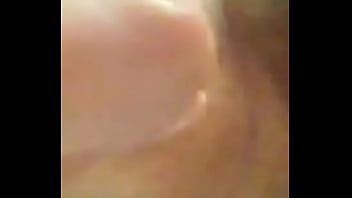 Siririca com dedo no cu 2