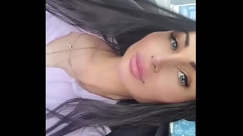 Envie de voir la suite abonne toi j'y poste régulièrement ce genre de photos