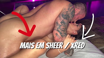 Transei com o gringo na beira da piscina e ele me provou que ja está fodendo como um brasileiro