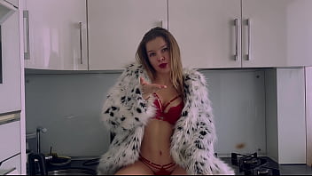 Goddess renata fox in furs the fine line between madness and genius