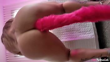 Compilado desse loira gostosa brincando com seu cuzinho usando diferentes brinquedinhos elis nebsniak