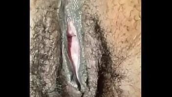 Chatte bien mouillé