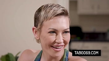 Hot ffm anal threeway sex with