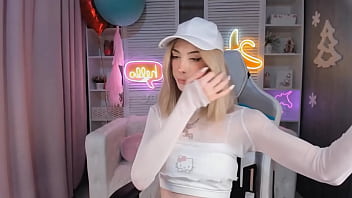 Sexy Trans So Beautiful thumbnail