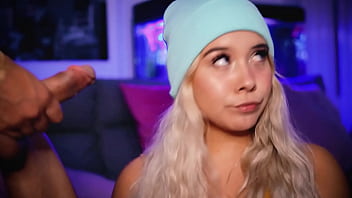 This horny college student's hobby is making her jerkoffs horny on the internet