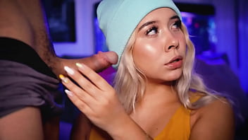 This horny college student's hobby is making her jerkoffs horny on the internet