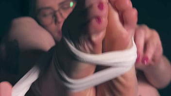 Goddess maiah's foot tease