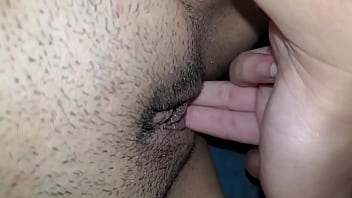 No aguanto las ganas de tocarme pensando en una verga grande y dura