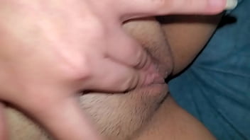 No aguanto las ganas de tocarme pensando en una verga grande y dura