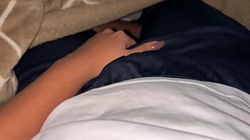 Siririca antes da escola de uniforme