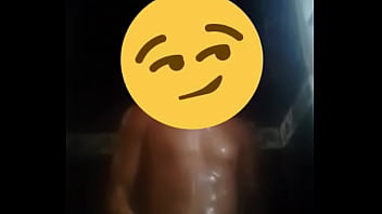 1000 Novinho Tomando Banho thumbnail