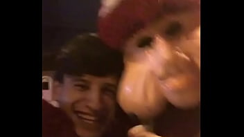 Jovem safado e fofão tarado