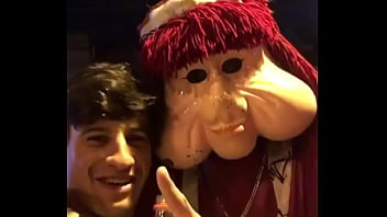 Jovem safado e fofão tarado