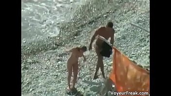 A floating blowjob voyeur cam