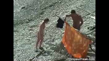 A floating blowjob voyeur cam