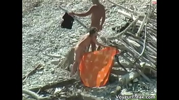 A floating blowjob voyeur cam