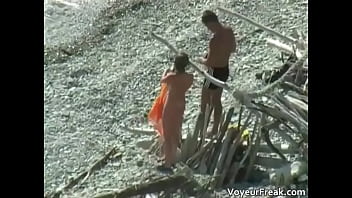 A floating blowjob voyeur cam