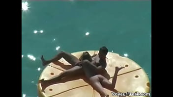 A floating blowjob voyeur cam