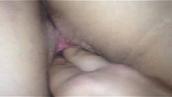 Comendo esposa com dedos