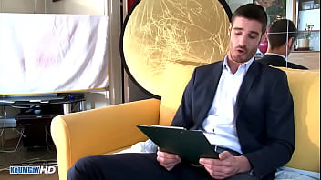 Hetero Sale Agent Serviced His Big Dick By Us Depsite Of Pierre thumbnail