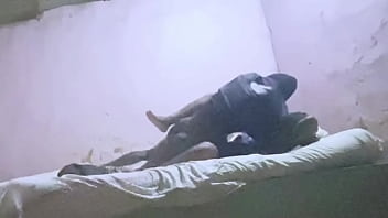 Je le contacter pour qu’il vient me baiser comme je veux vu que j’étais toute seule mais sa bite est vraiment trop gros