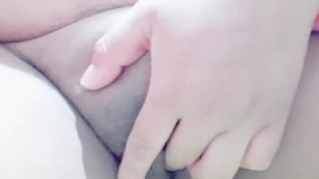 Masturbándose un poco