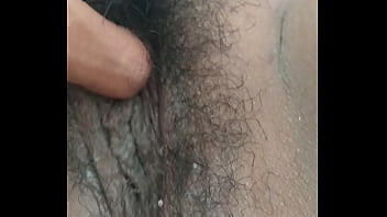 Vagina rica con bello siendo tocada