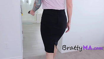 Milf demands agent fuck her to close the deal